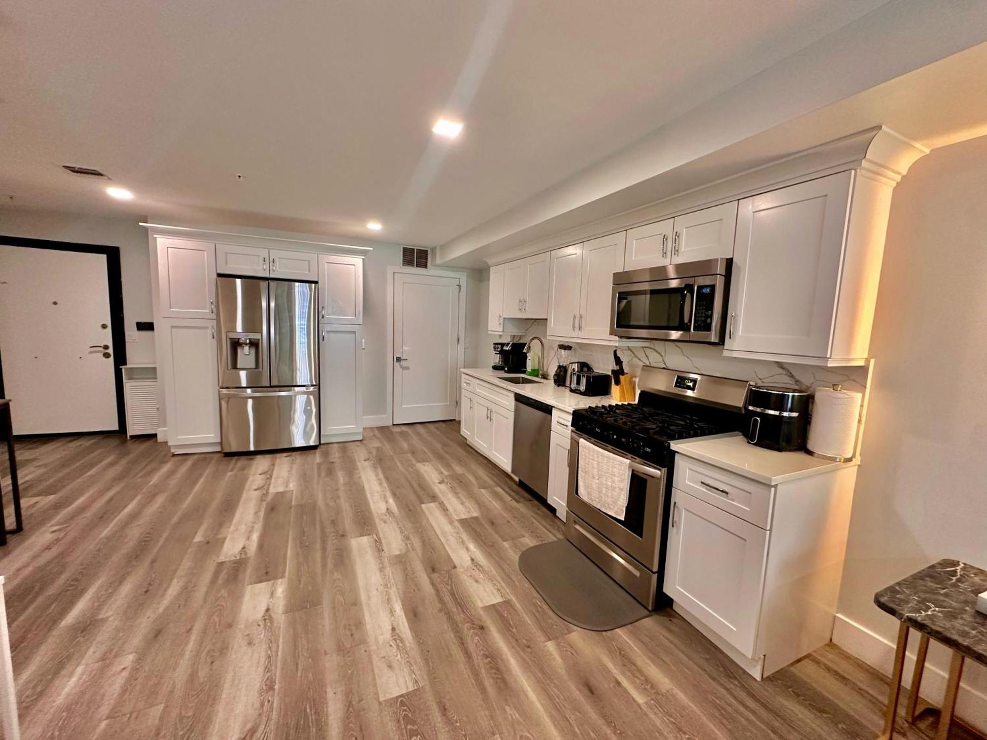 The Modern Suite - 2Br Close To Nyc Paterson Exterior foto